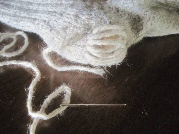 Darning Socks: Learn How to Darn a Sock Today!