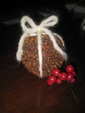 How to Make Pomander Balls: a Traditional Christmas Favorite
