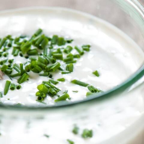 delicous fresh and homemade ranch dressing