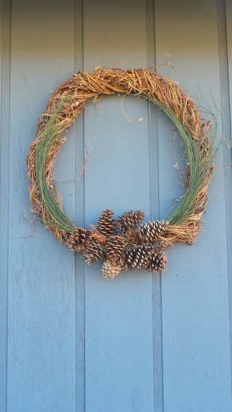 Simple Grapevine Wreath with Pinecones